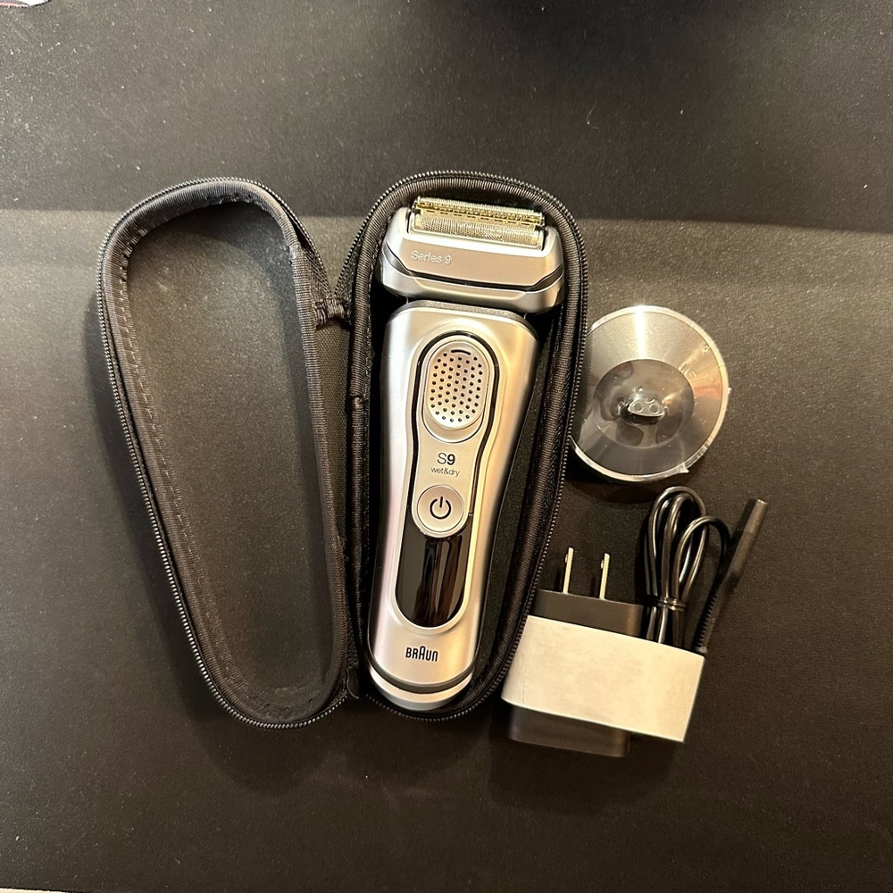 Braun 9370CC  Series 9 Wet & Dry Mens Electric Shaver